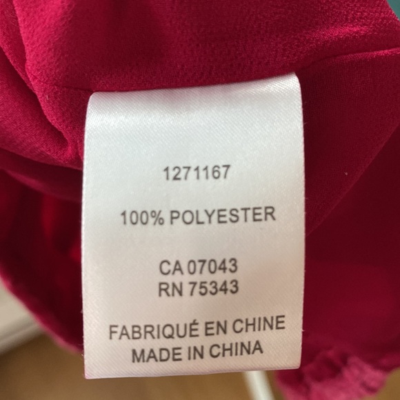 New Rachael Zoe Red velvet crop smocked button front tank size M💕✨ - Picture 4 of 10